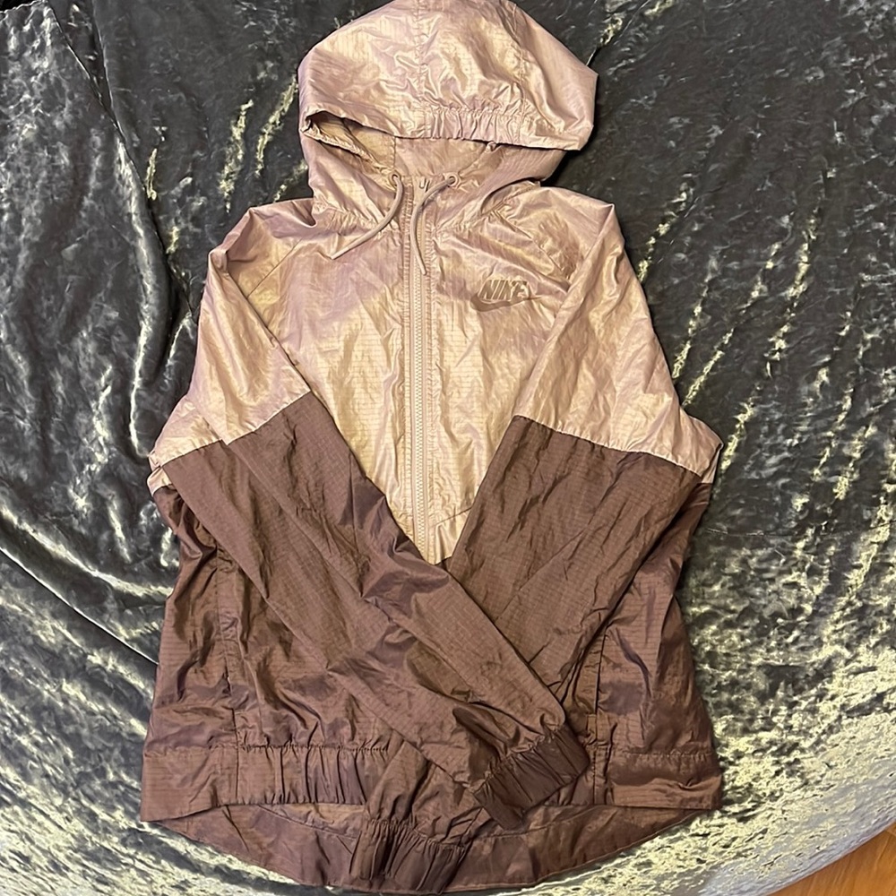 Nike windbreaker